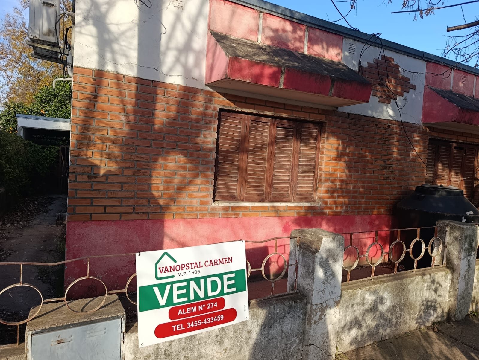 CASA EN CALLE CONCEPCION DEL URUGUAY